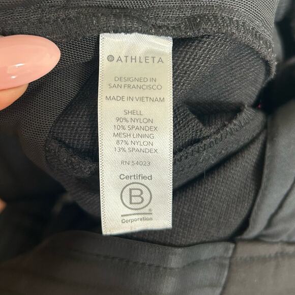 Athleta Wander Stash Skinny Pants in Black Size 4P
Like New - Picture 13 of 14